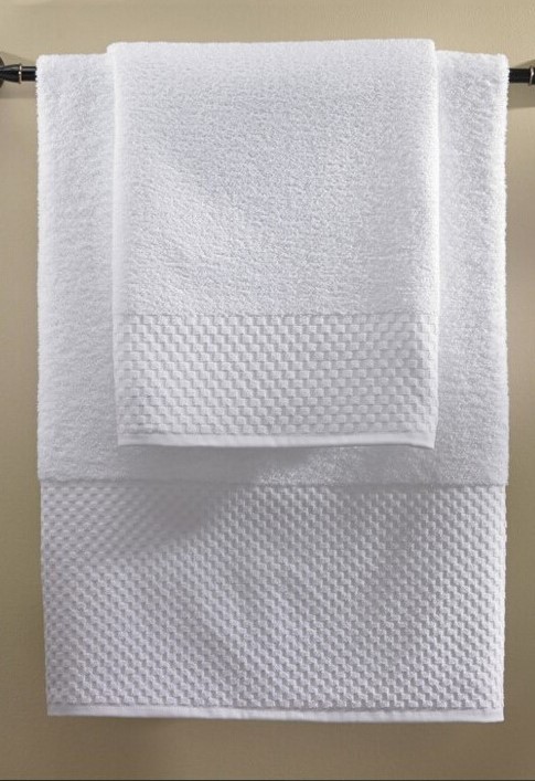 Белые полотенца